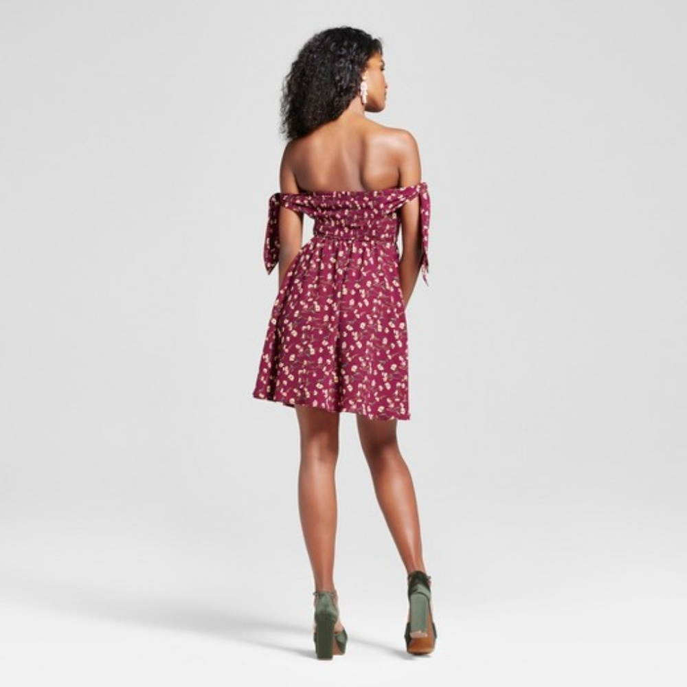 Women's Knot-sleeve Fit & Flare Dress  Xhilaration - Picture 2 of 2